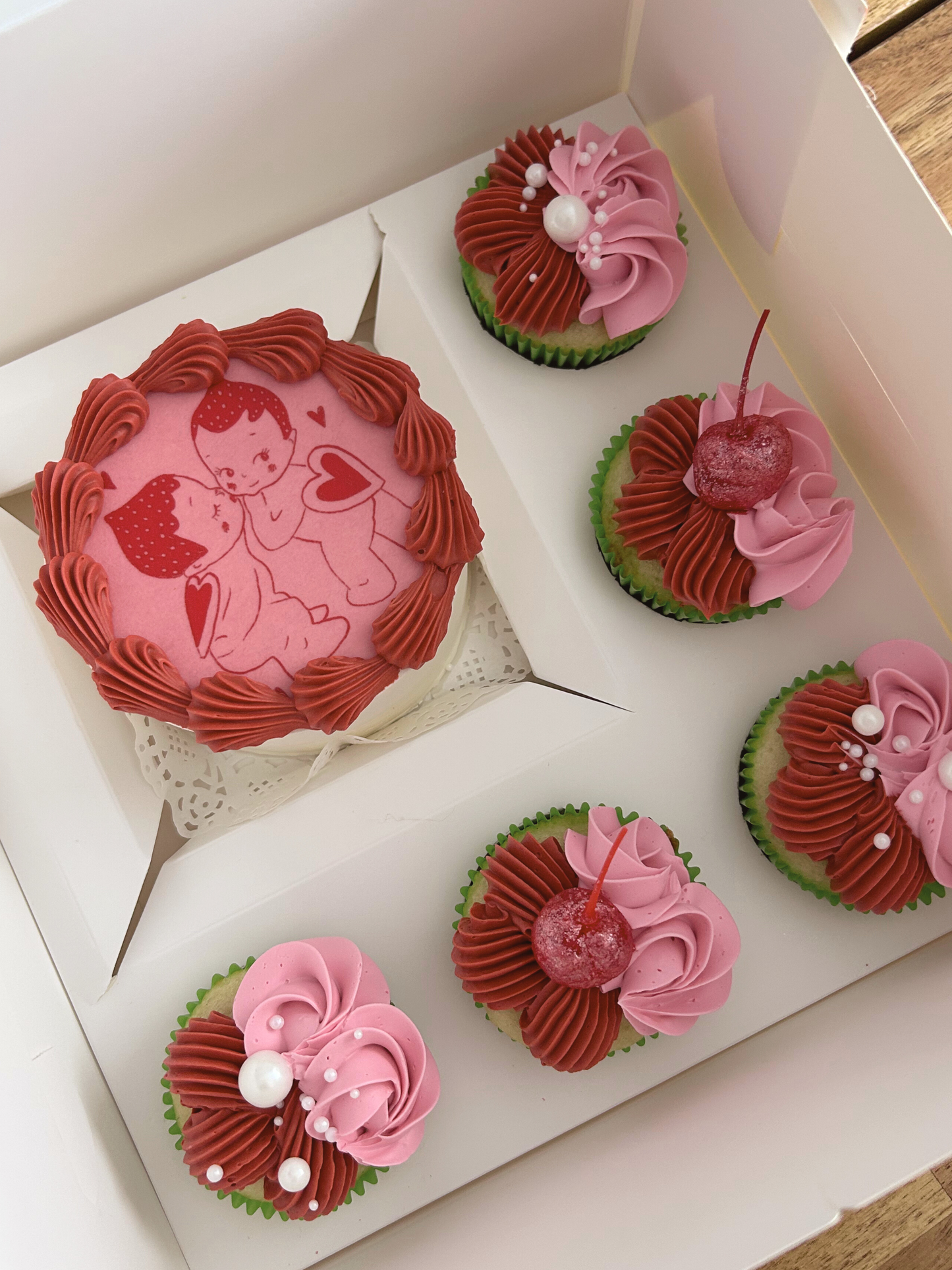 Retro Bento + Cupcake Box